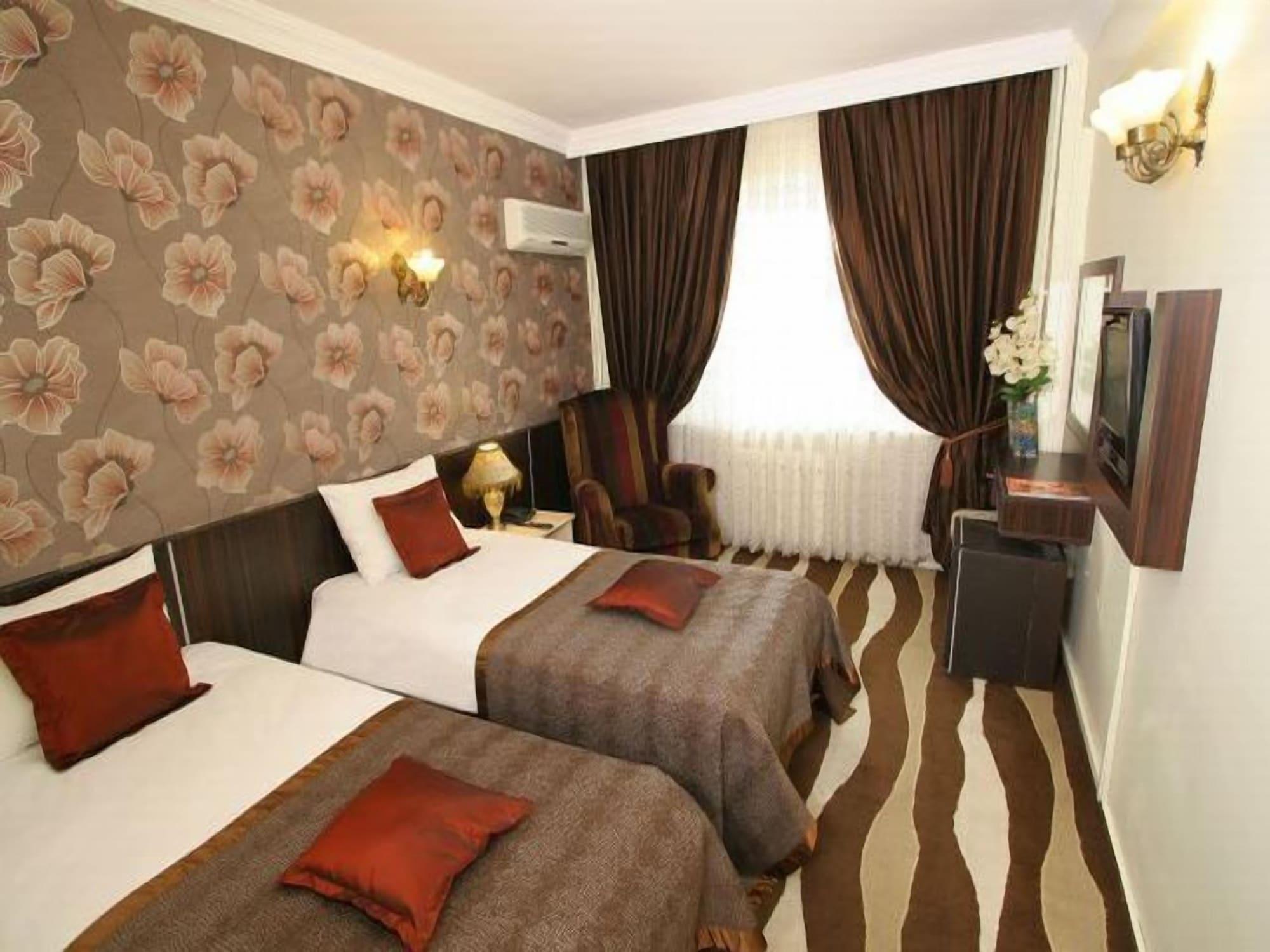 Maya Otel 3*